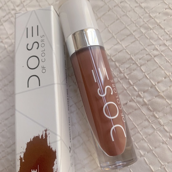 Dose Of Colors Stay Glossy Lipgloss in Tough Cookie BNIB - Picture 6 of 15